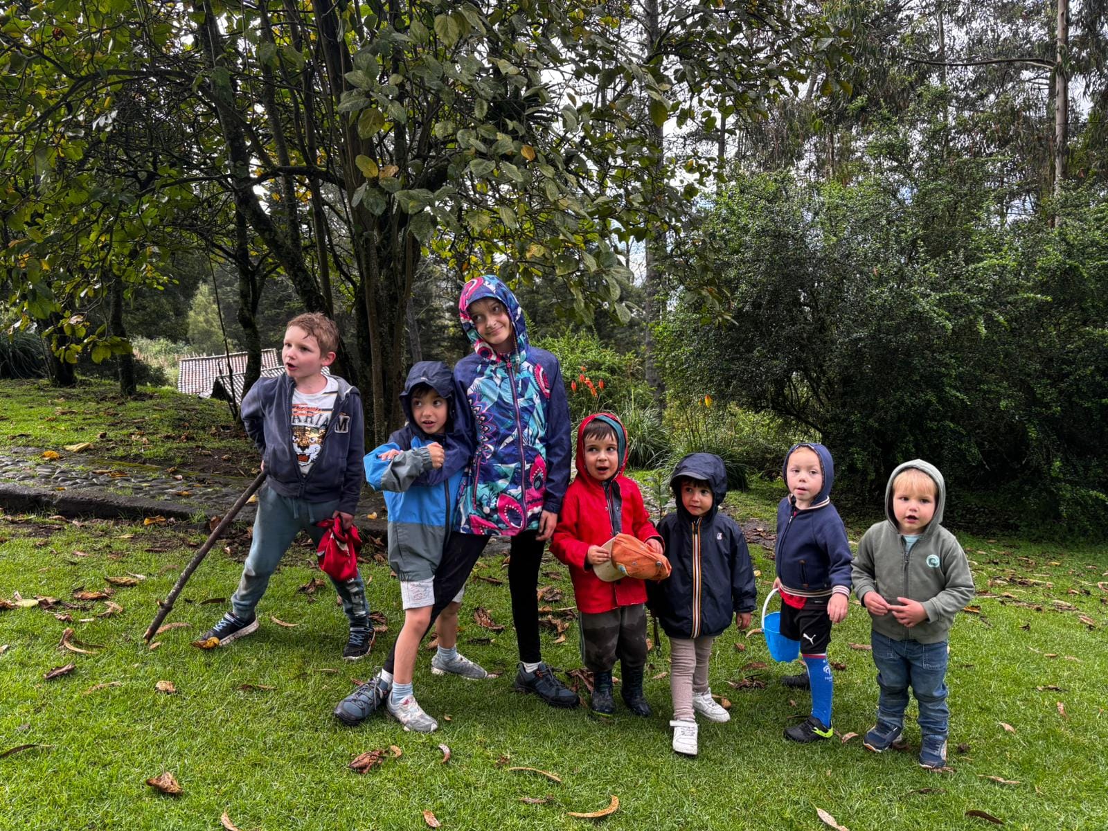 🐣🌿 Chasse aux œufs & barbecue : une parenthèse enchantée malgré la pluie 🌿🐣